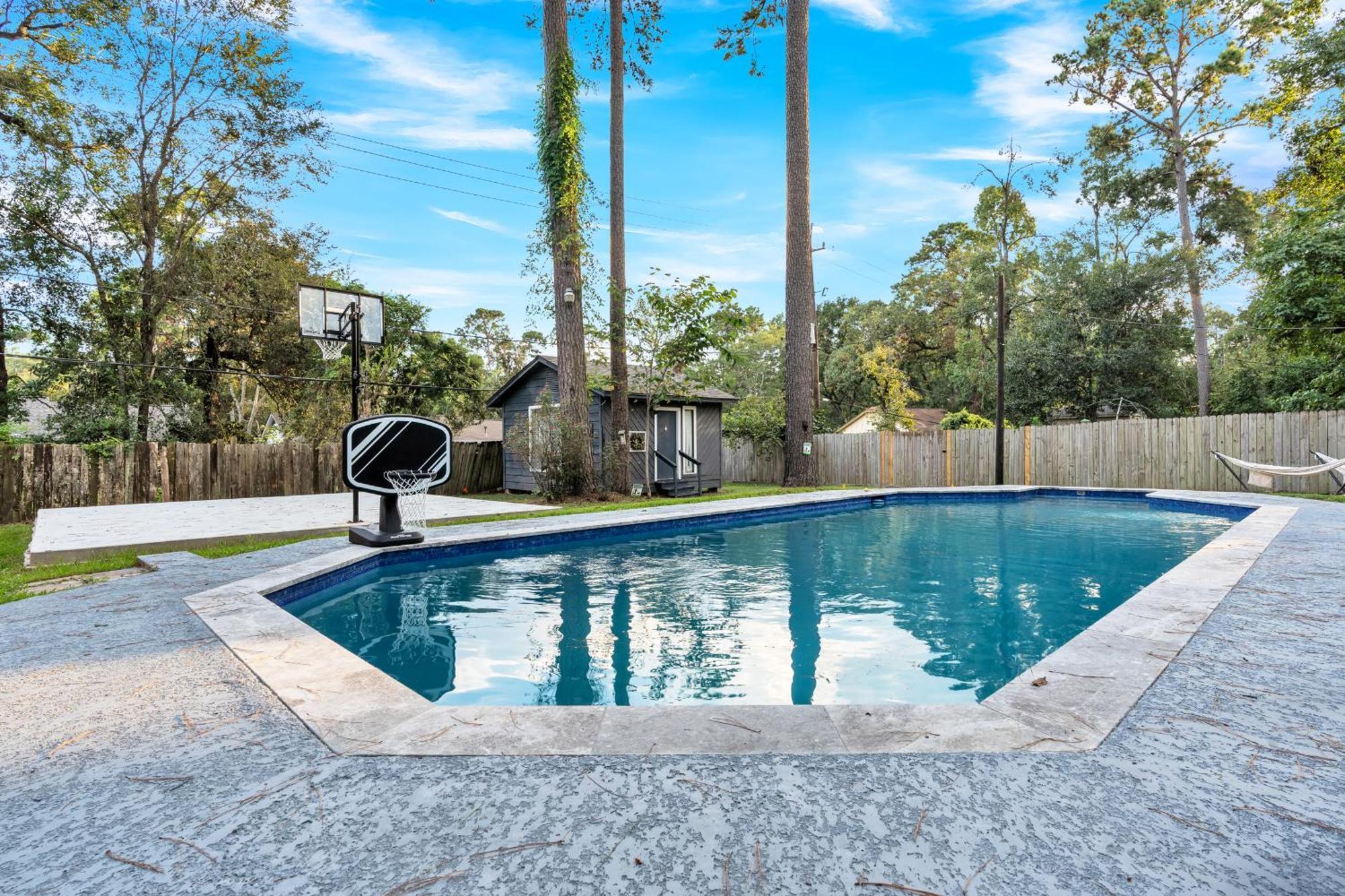 Tranquil Escape With Pool And Casita. Pet Ok. Tx Holiday home *