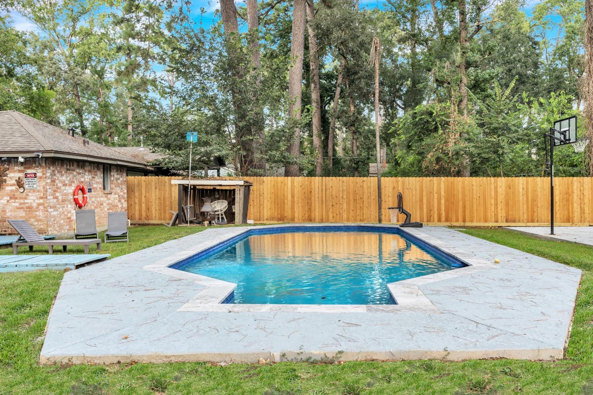 Tranquil Escape With Pool And Casita. Pet Ok. Tx Holiday home *