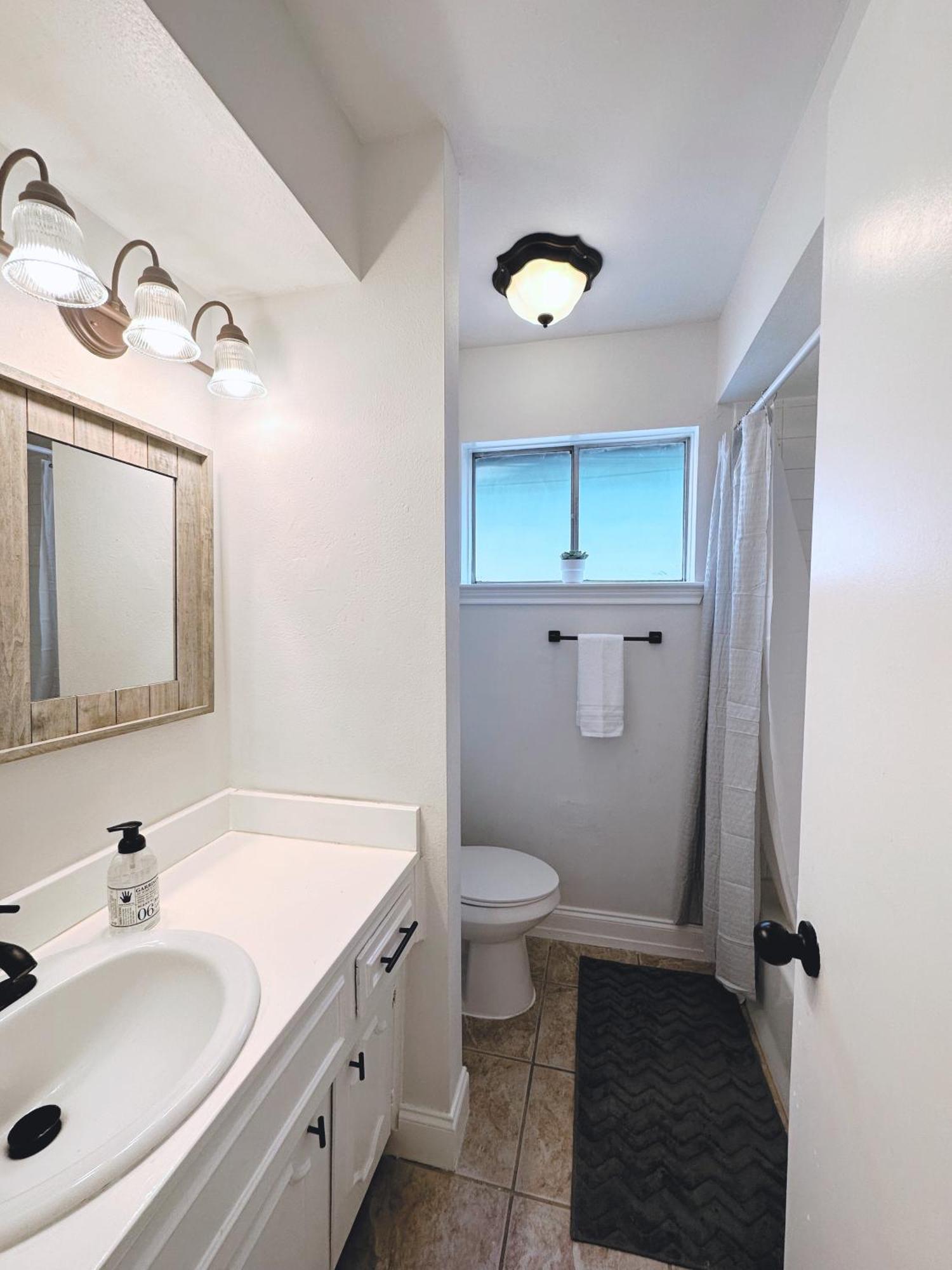 Tranquil Escape With Pool And Casita. Pet Ok. Tx Holiday home